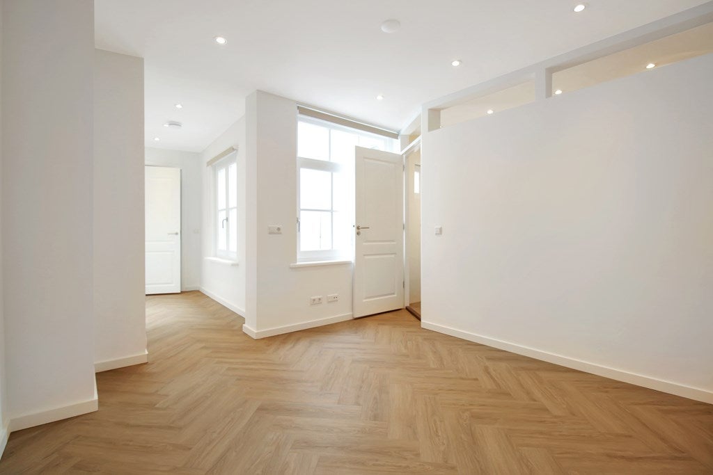 Appartement te huur: Nieuwendijk 36-3, Amsterdam