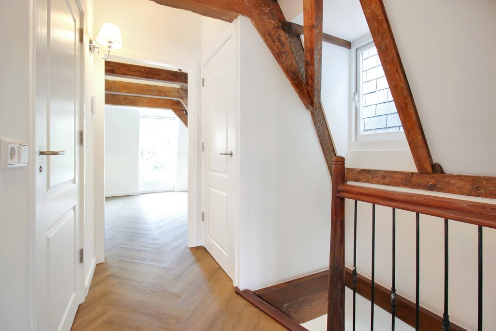 Appartement te huur: Nieuwendijk 36-3, Amsterdam