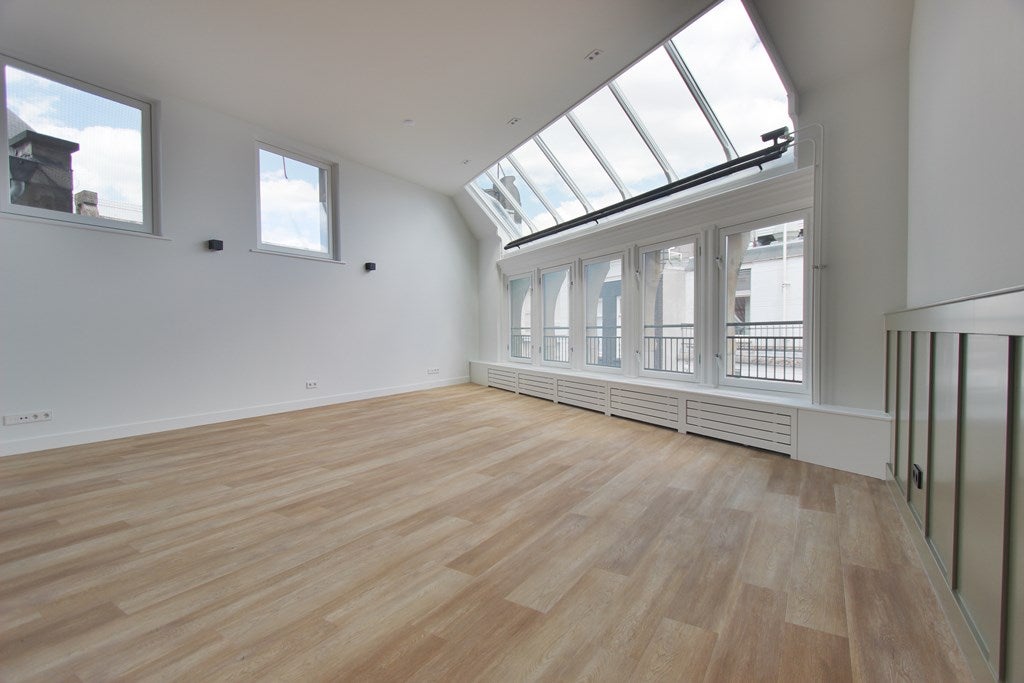 Flat Nieuwezijds Voorburgwal