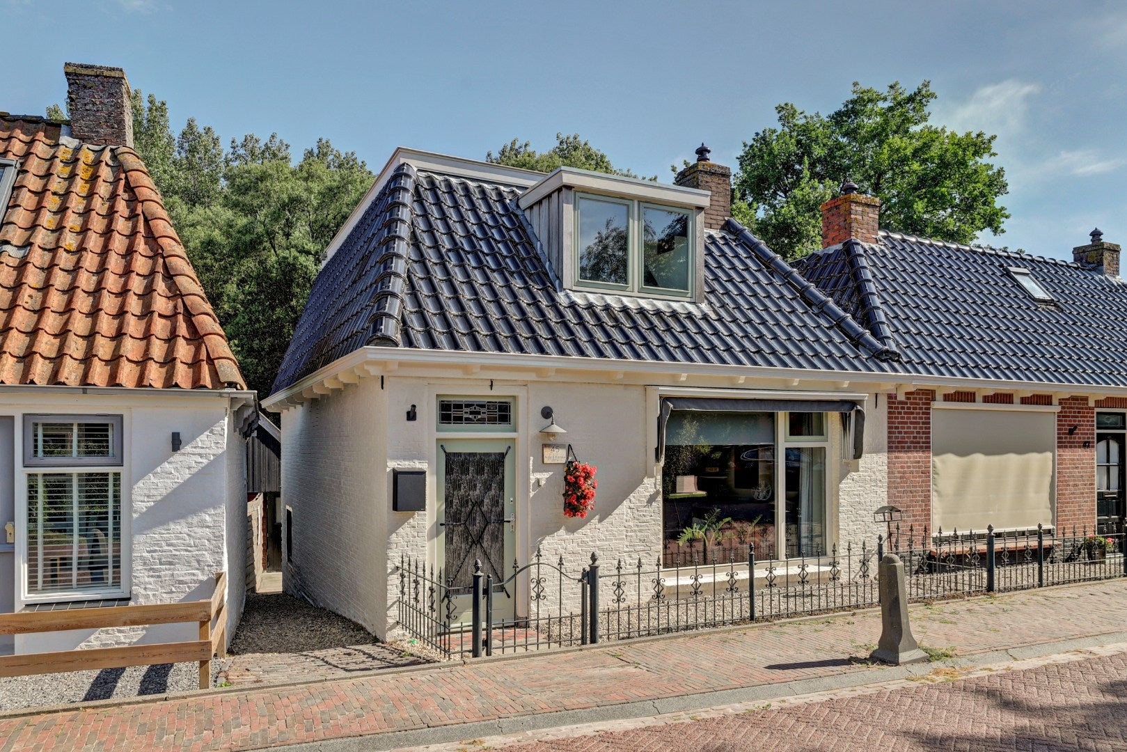 Huis Monnikebildtdijk 45 in Oudebildtzijl