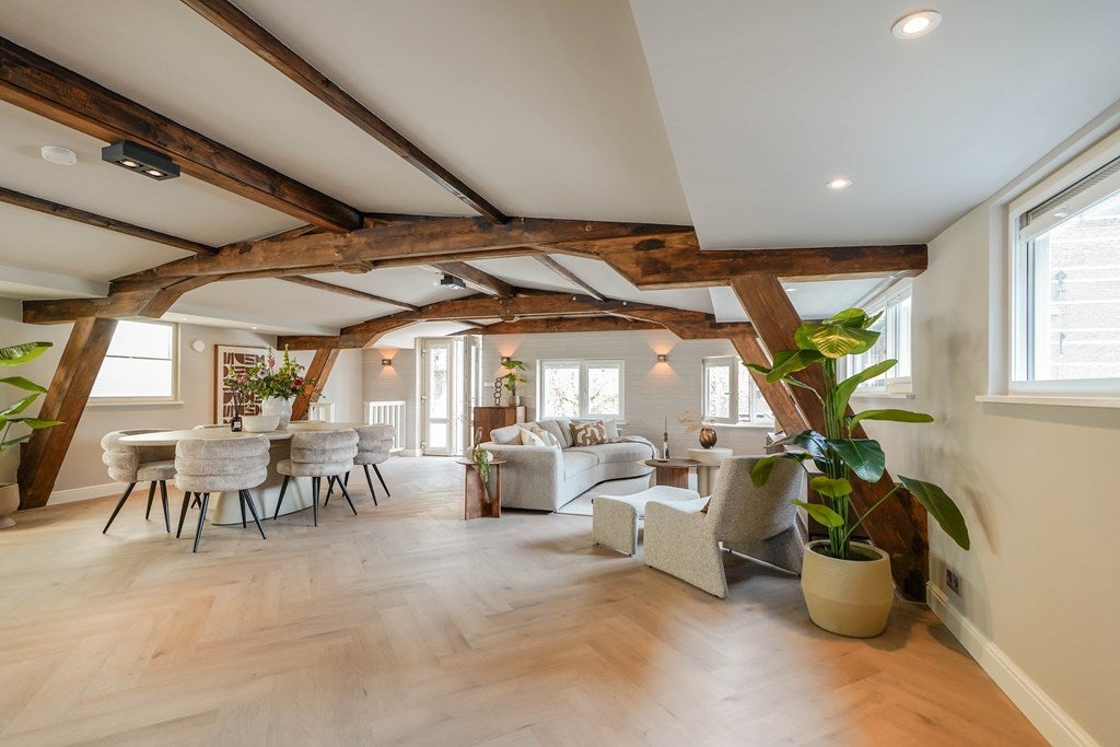 Te huur Appartement Lange Houtstraat 3 B in Den Haag