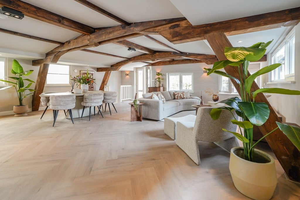 Te huur Appartement Lange Houtstraat 3 B in Den Haag