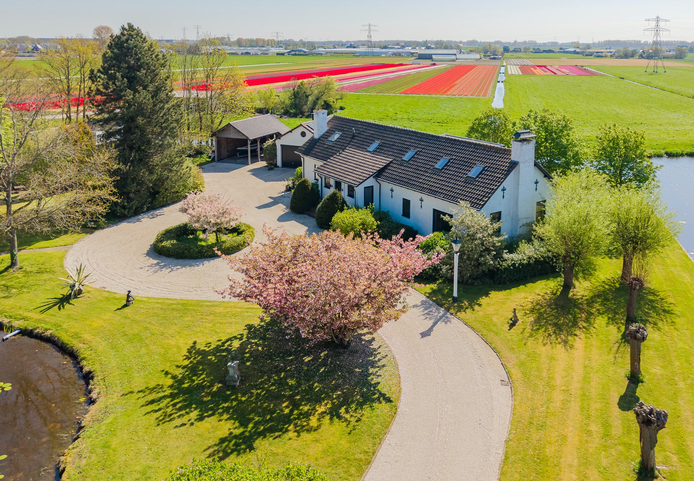 Huis Heereweg 421 A in Lisse