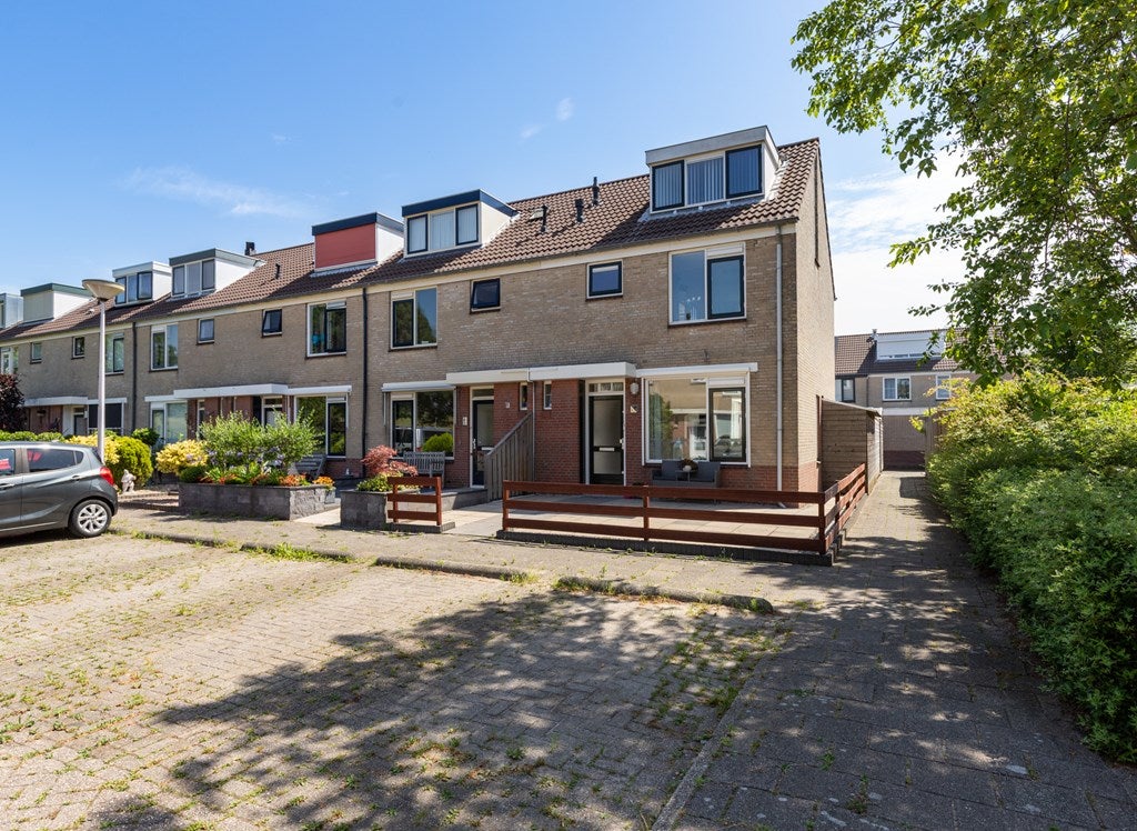 Huis Rietlanden 20 in Leimuiden