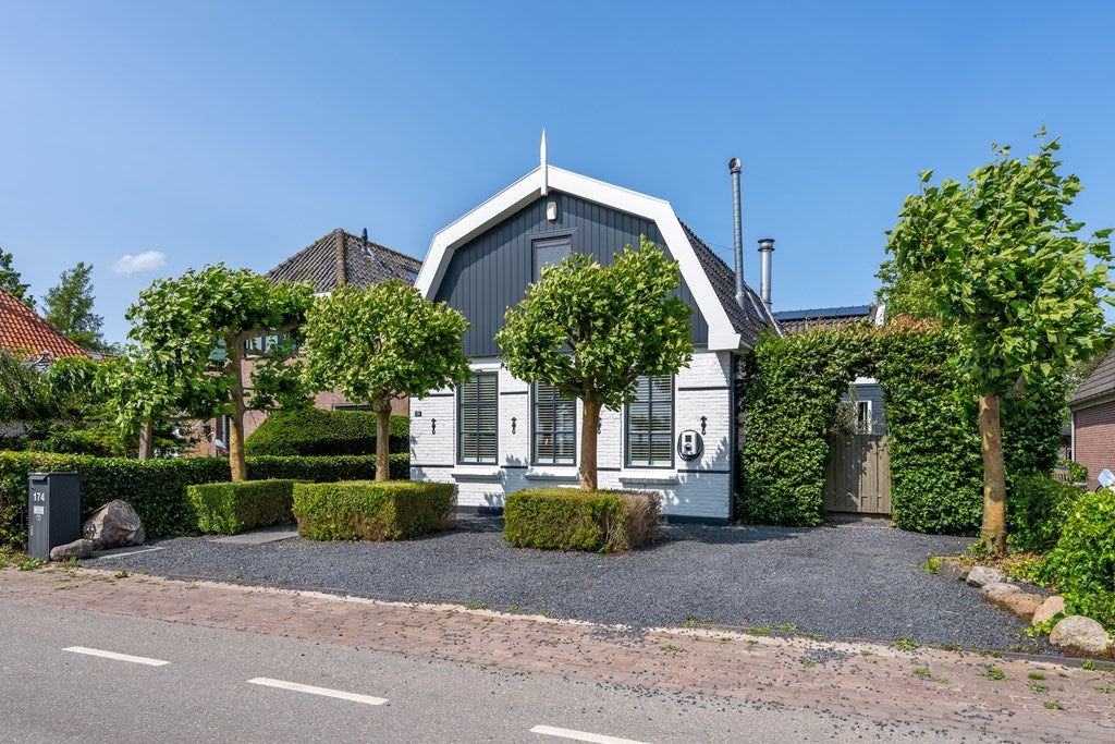 Huis Warder 174 in Warder