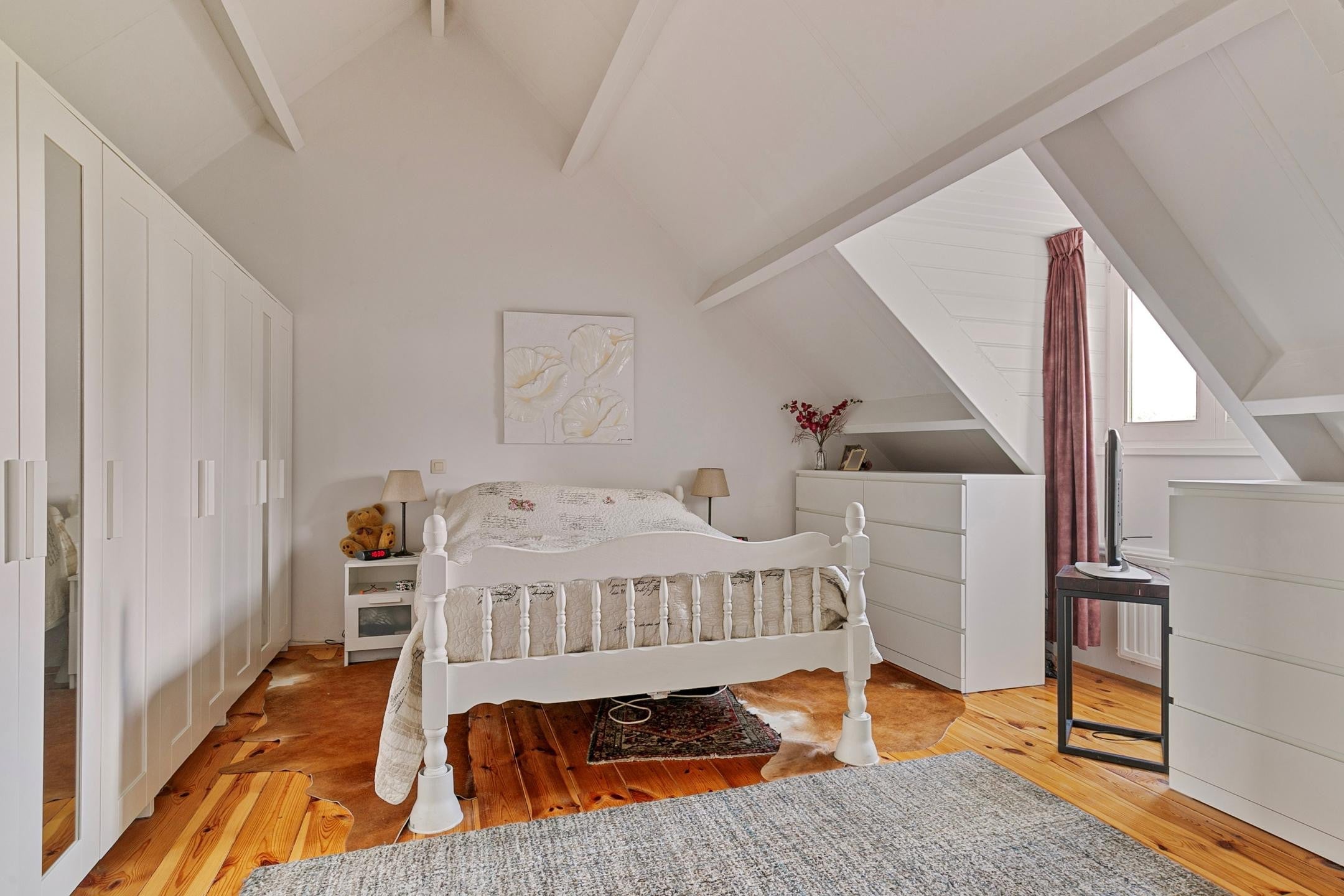 Woning te huur: Dorpsplein, Graauw