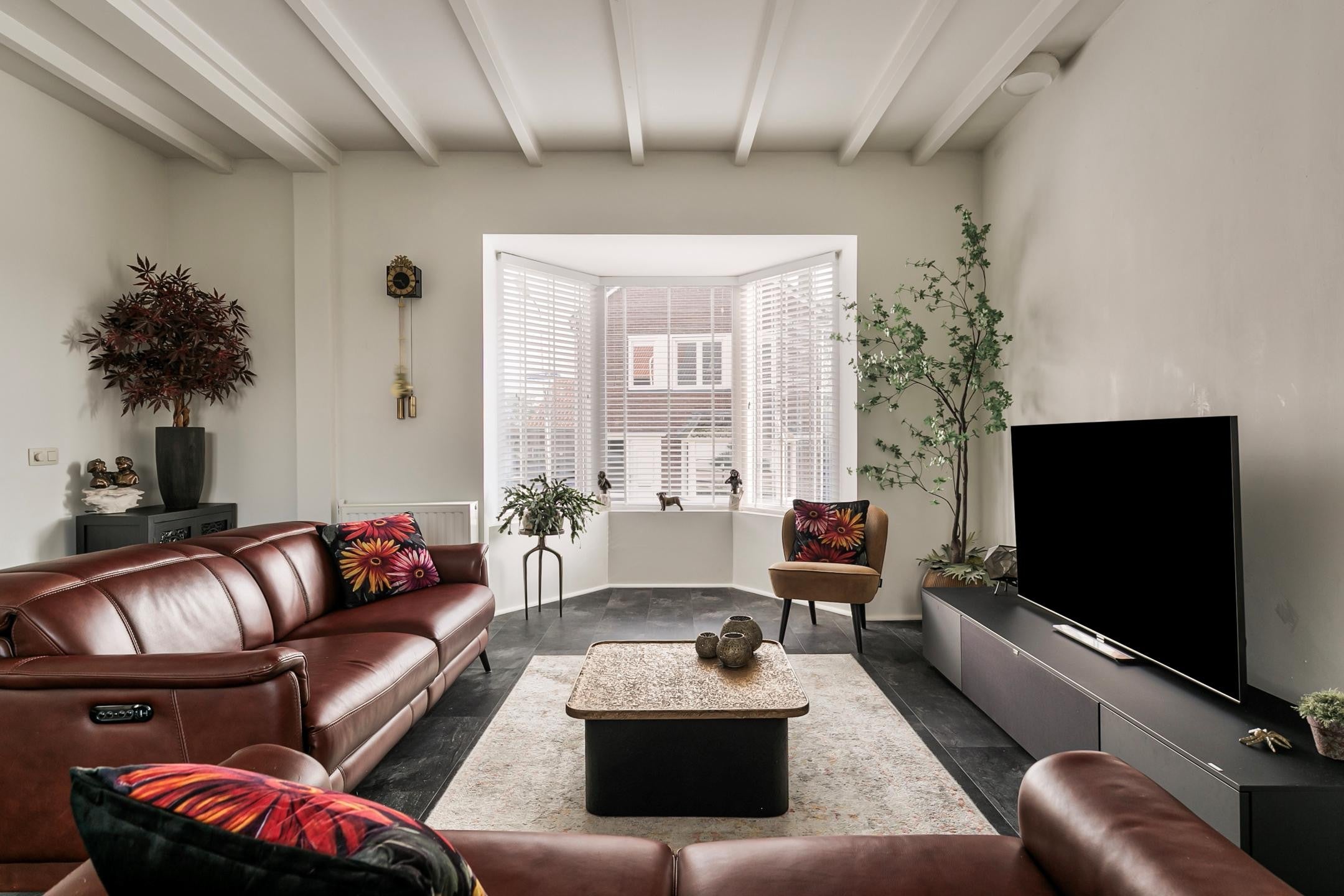 Woning te huur: Dorpsplein, Graauw
