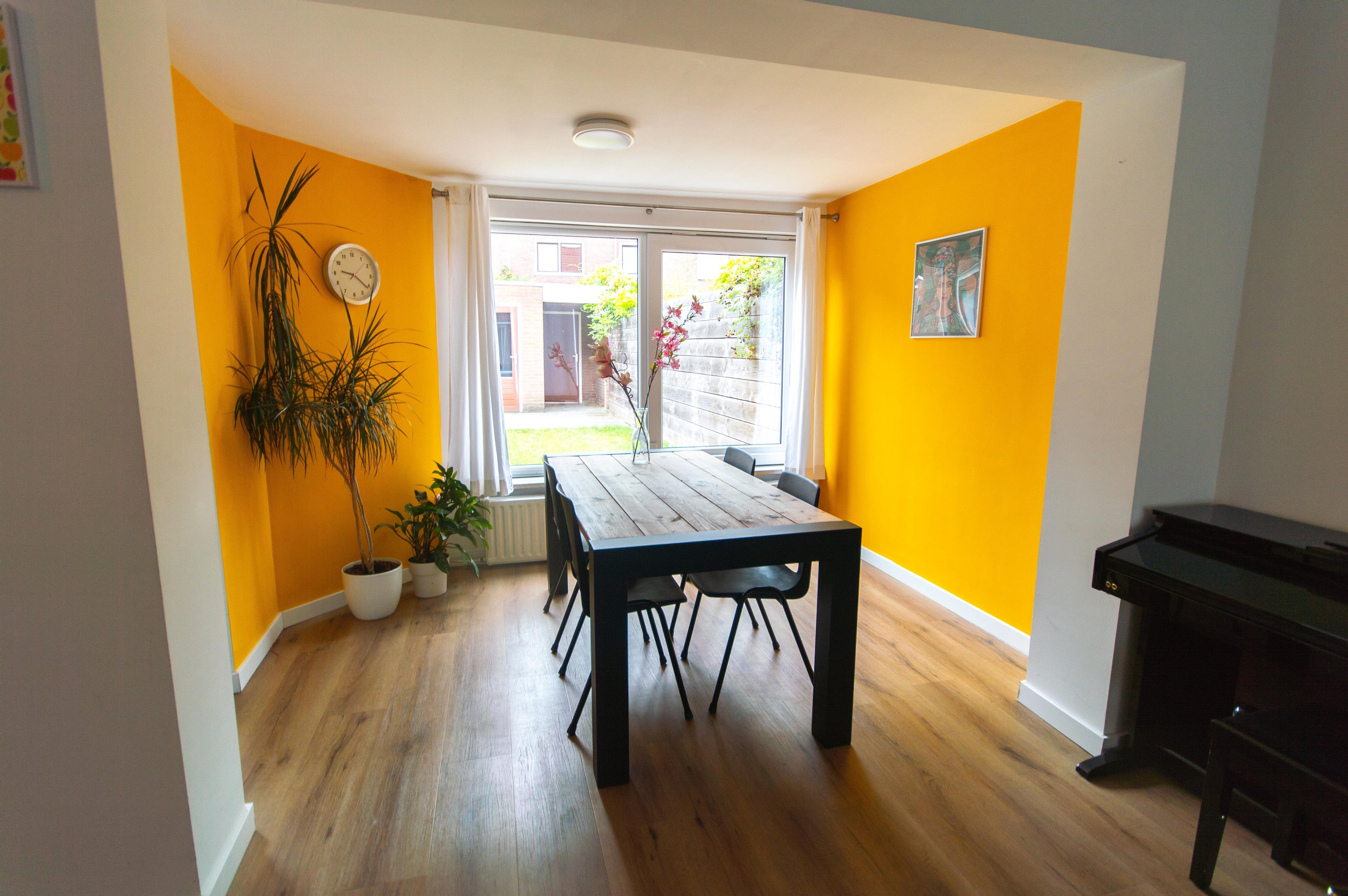 Tussenwoning te koop: Outshoornstraat 13, Tilburg