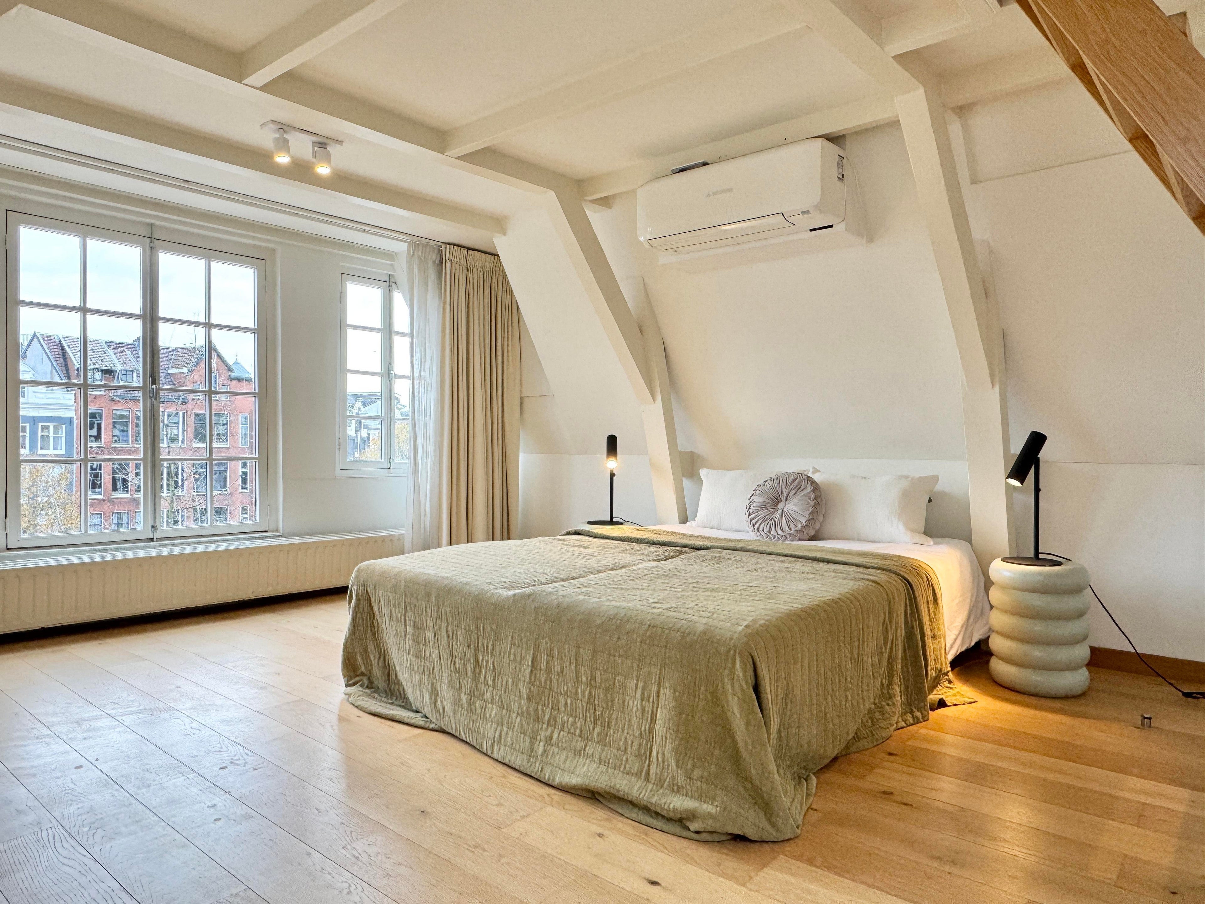 Tussenwoning te koop: Singel 398, Amsterdam
