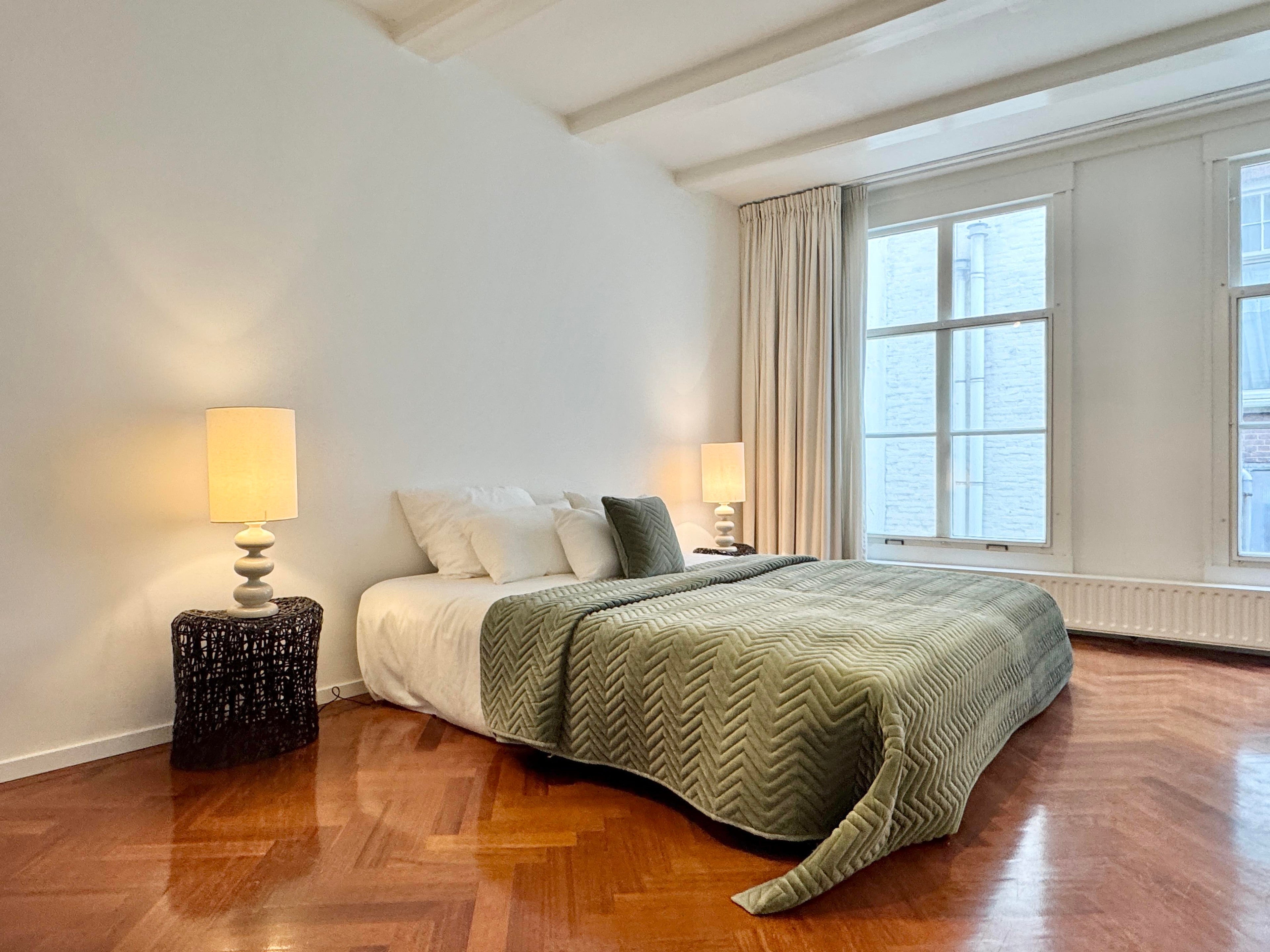 Tussenwoning te koop: Singel 398, Amsterdam