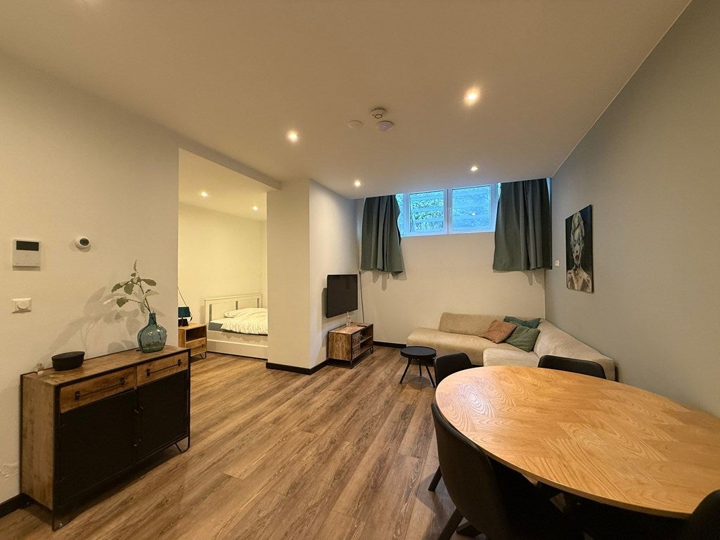 Te huur Appartement 's-Gravendijkwal in Rotterdam