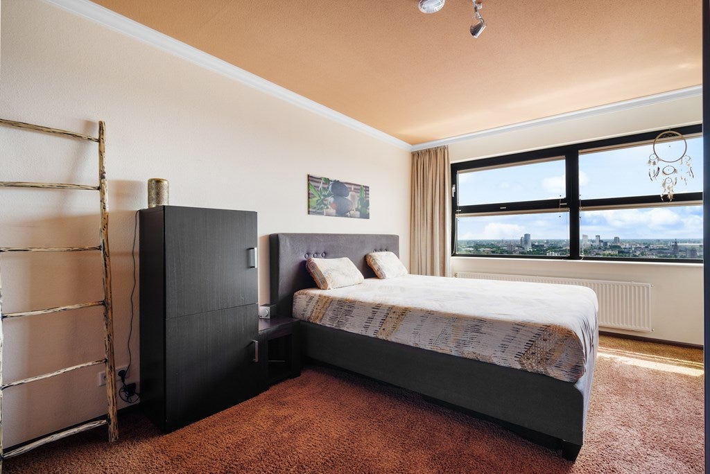 Appartement te koop: Winkelcentrum Woensel 224, Eindhoven