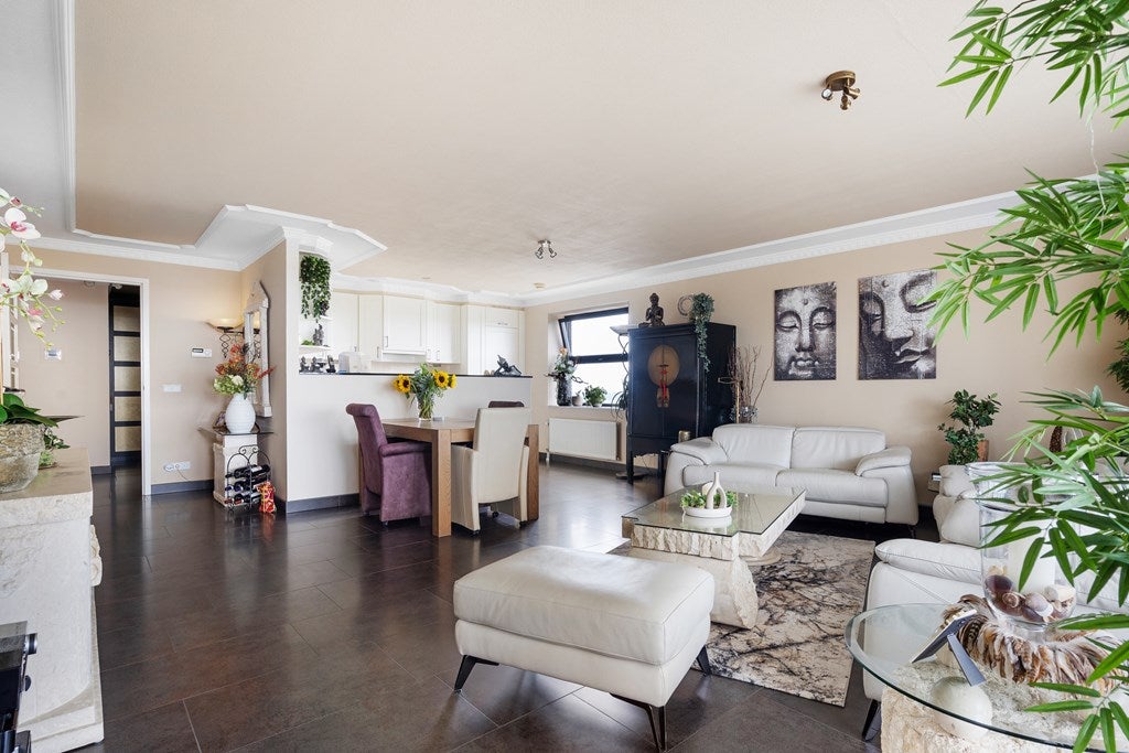 Appartement te koop: Winkelcentrum Woensel 224, Eindhoven