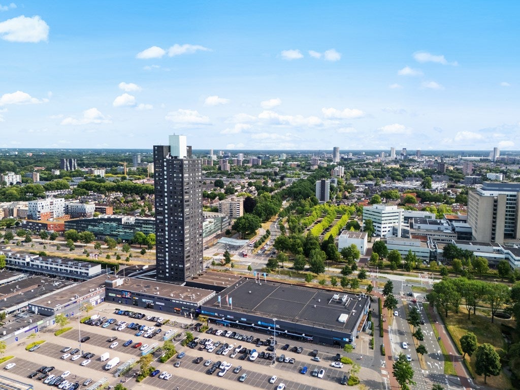Appartement te koop: Winkelcentrum Woensel 224, Eindhoven