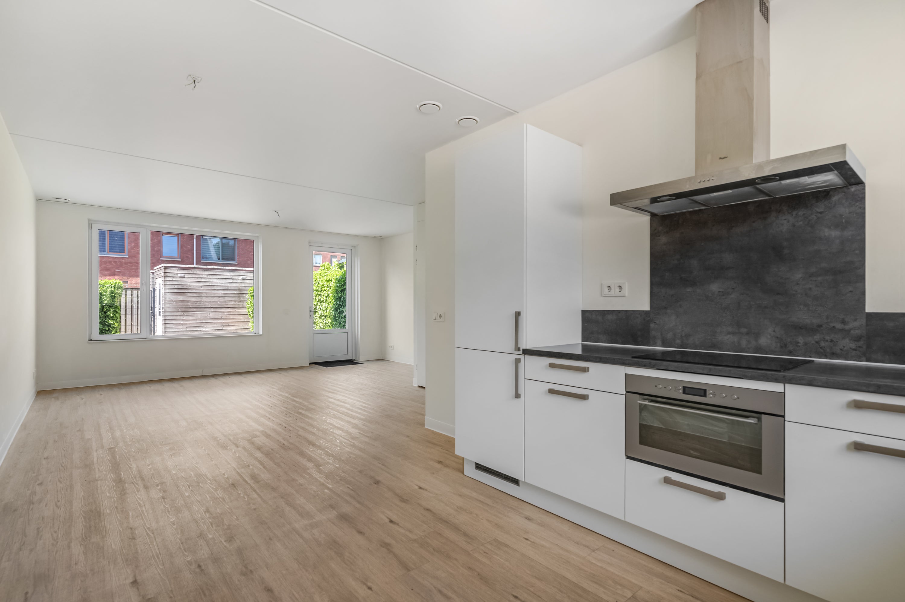Tussenwoning te koop: Diedenweg 58, Ede