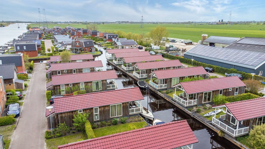 Vrijstaande woning te koop: Meinesleatwei 20, Akkrum