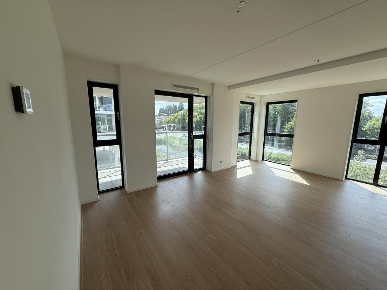 Appartement te huur: Haarlemmerweg 618, Amsterdam