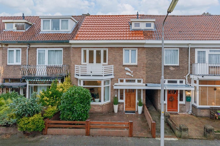 Te huur: Huis Wijk aan Zeeërweg 138 in IJmuiden