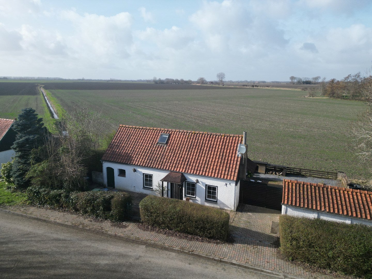 Huis Sluissedijk 15 in Zuidzande