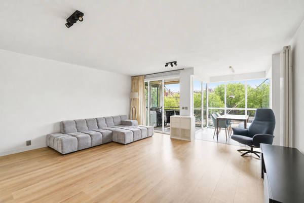Flat Alexanderkade 130 in Amsterdam
