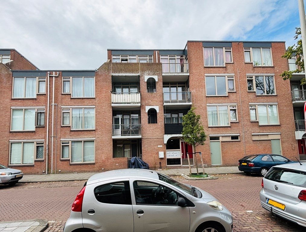 Appartement Jacob Catsstraat 85 in Den Haag