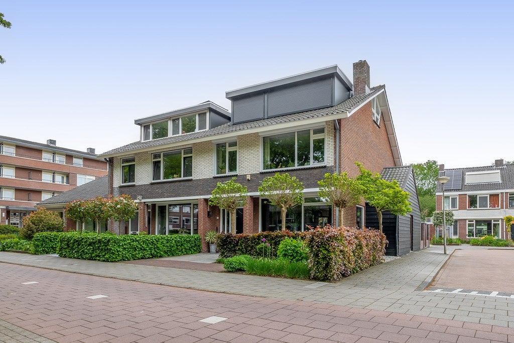 Huis Prinses Beatrixlaan 8 in Waddinxveen