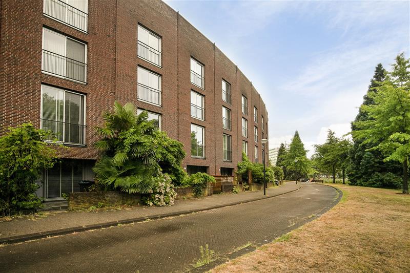 Tussenwoning te koop: Chico Mendesstraat 28, Amsterdam