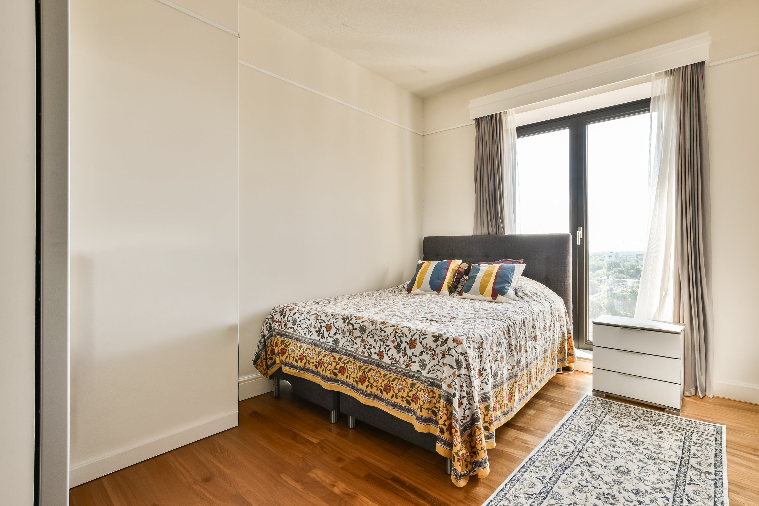 Woning te huur: Gustav Mahlerplein, Amsterdam