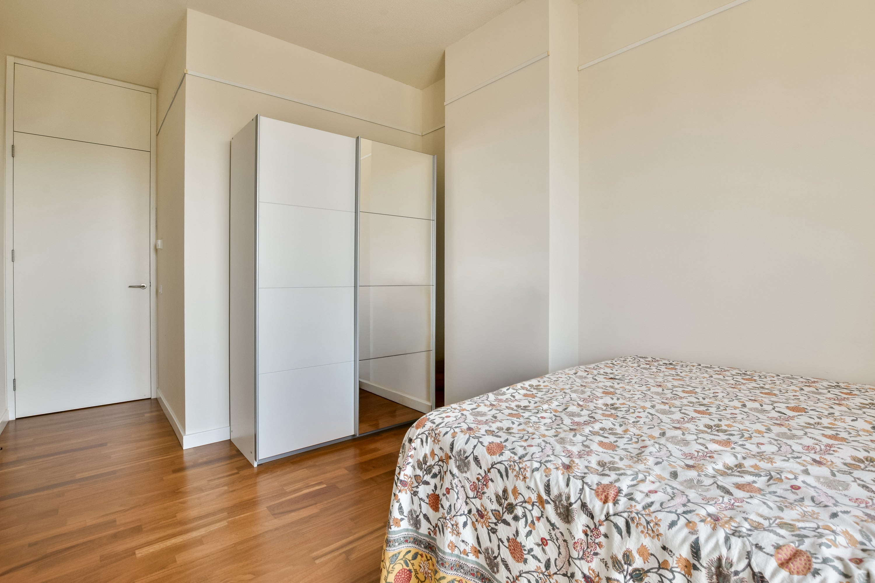 Woning te huur: Gustav Mahlerplein, Amsterdam