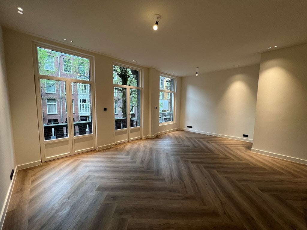 Flat Johannes Verhulststraat
