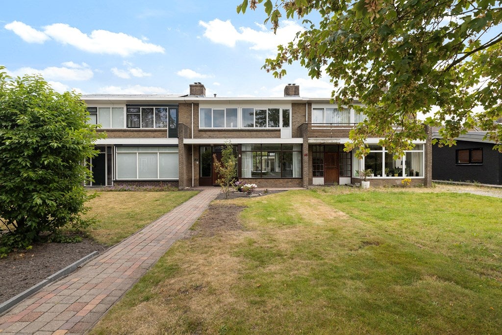 Huis Reitsmaweg 43 in Hurdegaryp