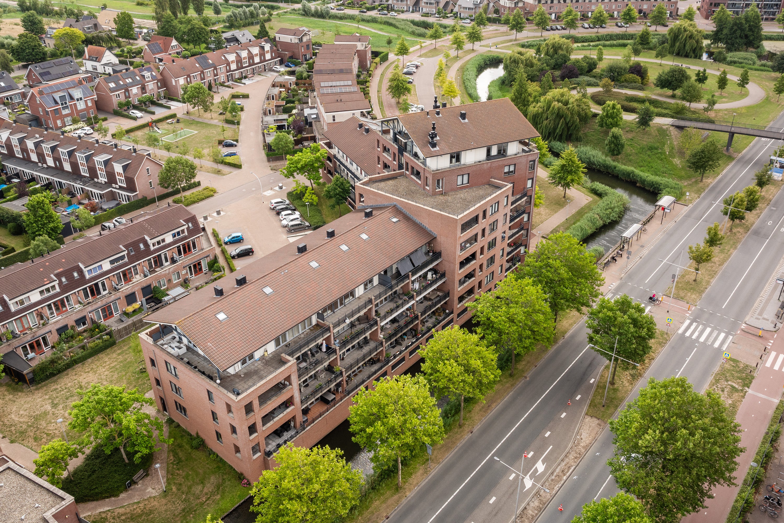 Woning te huur: Zalm, Hendrik-Ido-Ambacht