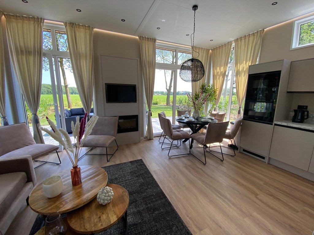 Vrijstaande woning te koop: Vredenseweg 184, Winterswijk Huppel