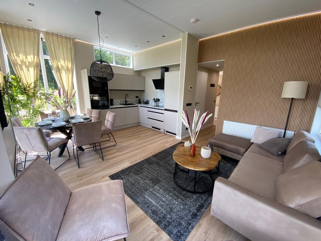Vrijstaande woning te koop: Vredenseweg 184, Winterswijk Huppel