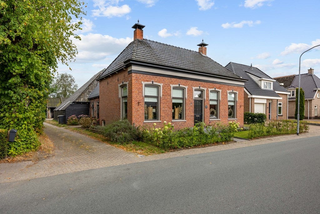 Huis Provincialeweg 134 in Opende