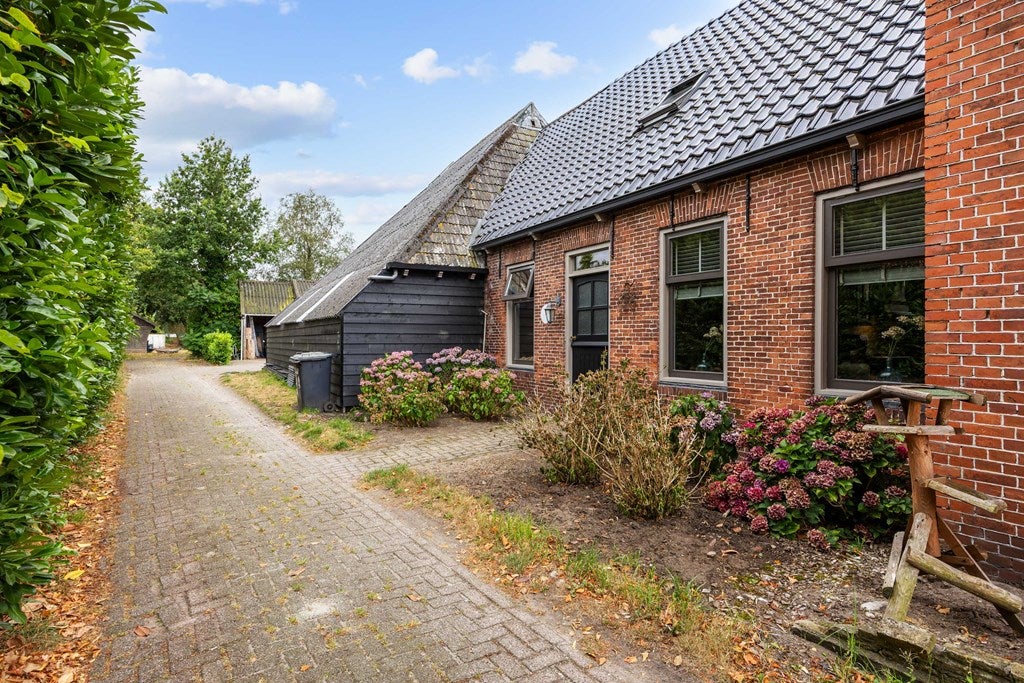 Vrijstaande woning te koop: Provincialeweg 134, Opende