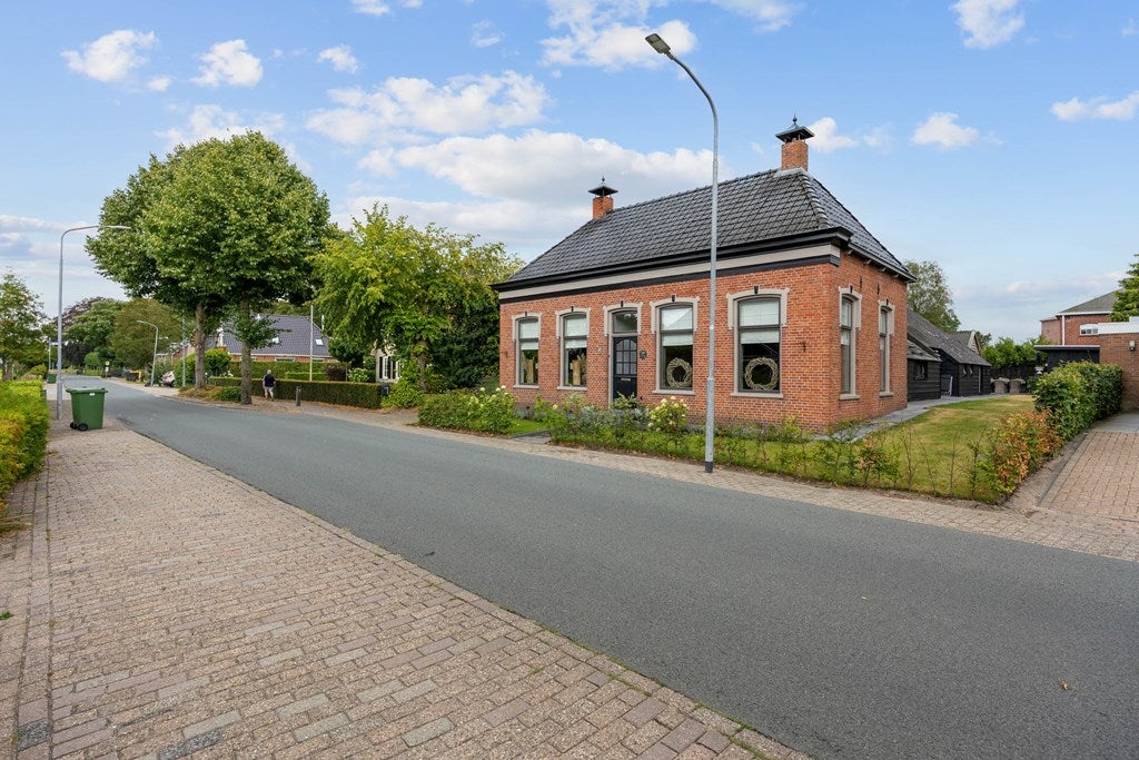Vrijstaande woning te koop: Provincialeweg 134, Opende