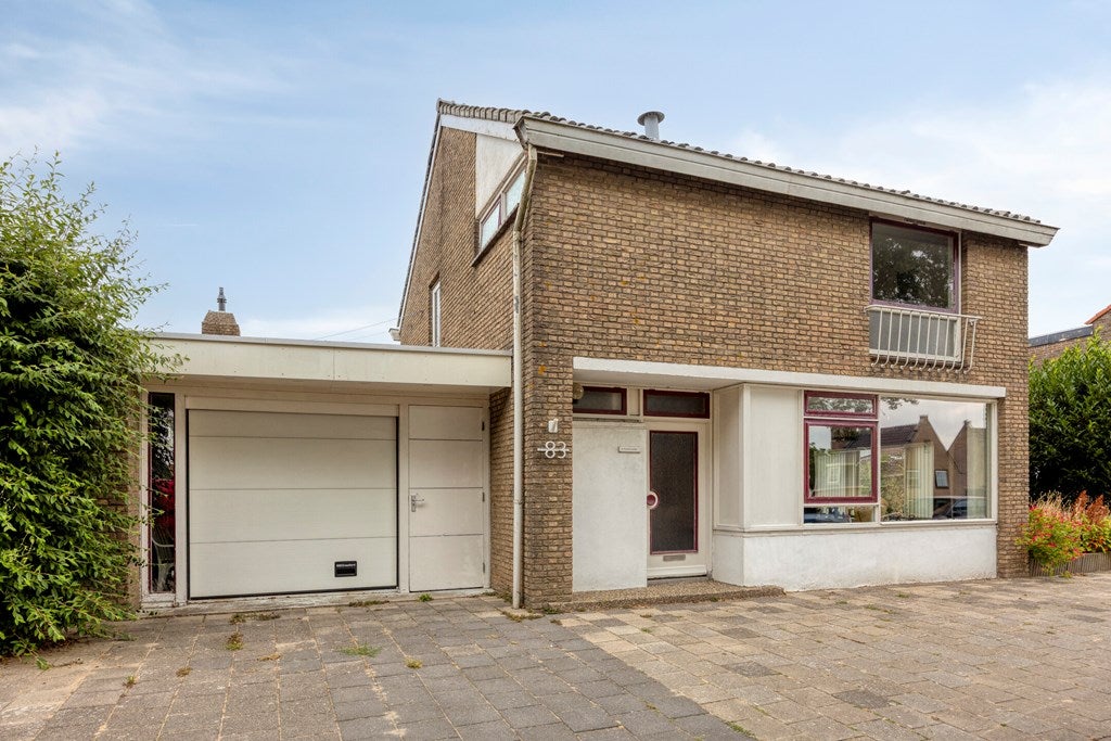 Huis Oudelandsedijk 83 in Sommelsdijk