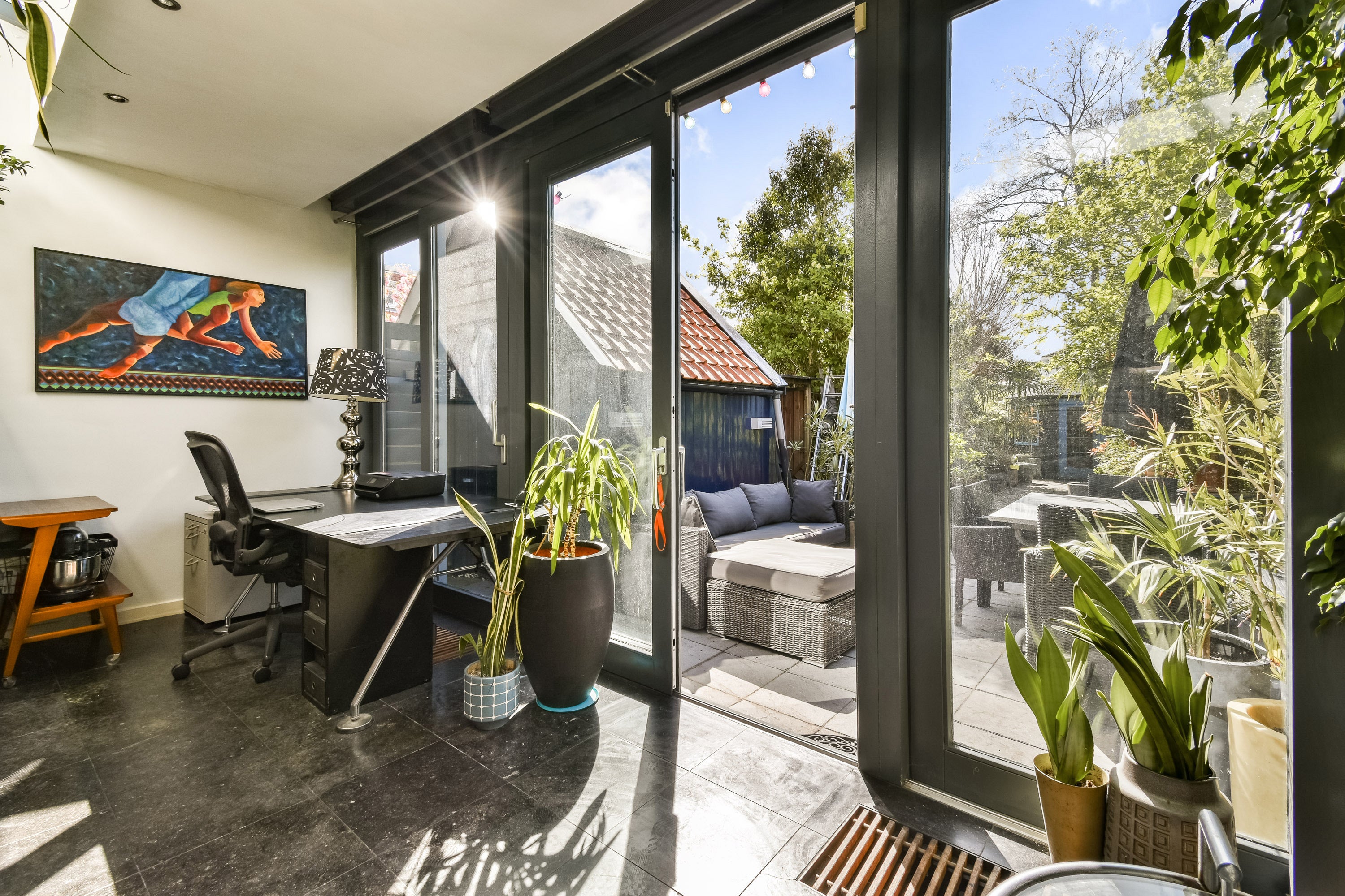 Tussenwoning te koop: Catharina van Clevepark 57, Amstelveen