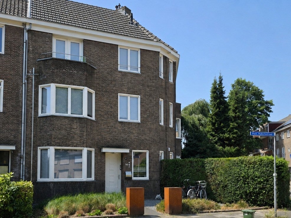 Flat Pastoor Habetsstraat 14 A