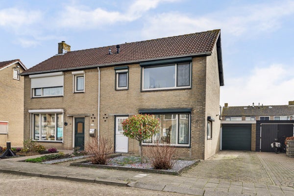 Nieukerckestraat 10 in Krabbendijke