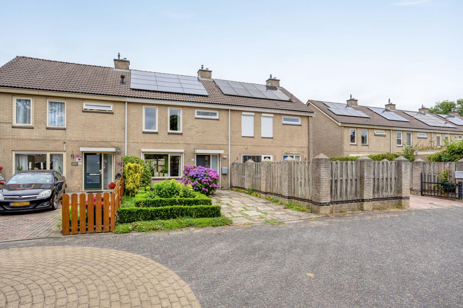 Tussenwoning te koop: Elshof 23, Veendam