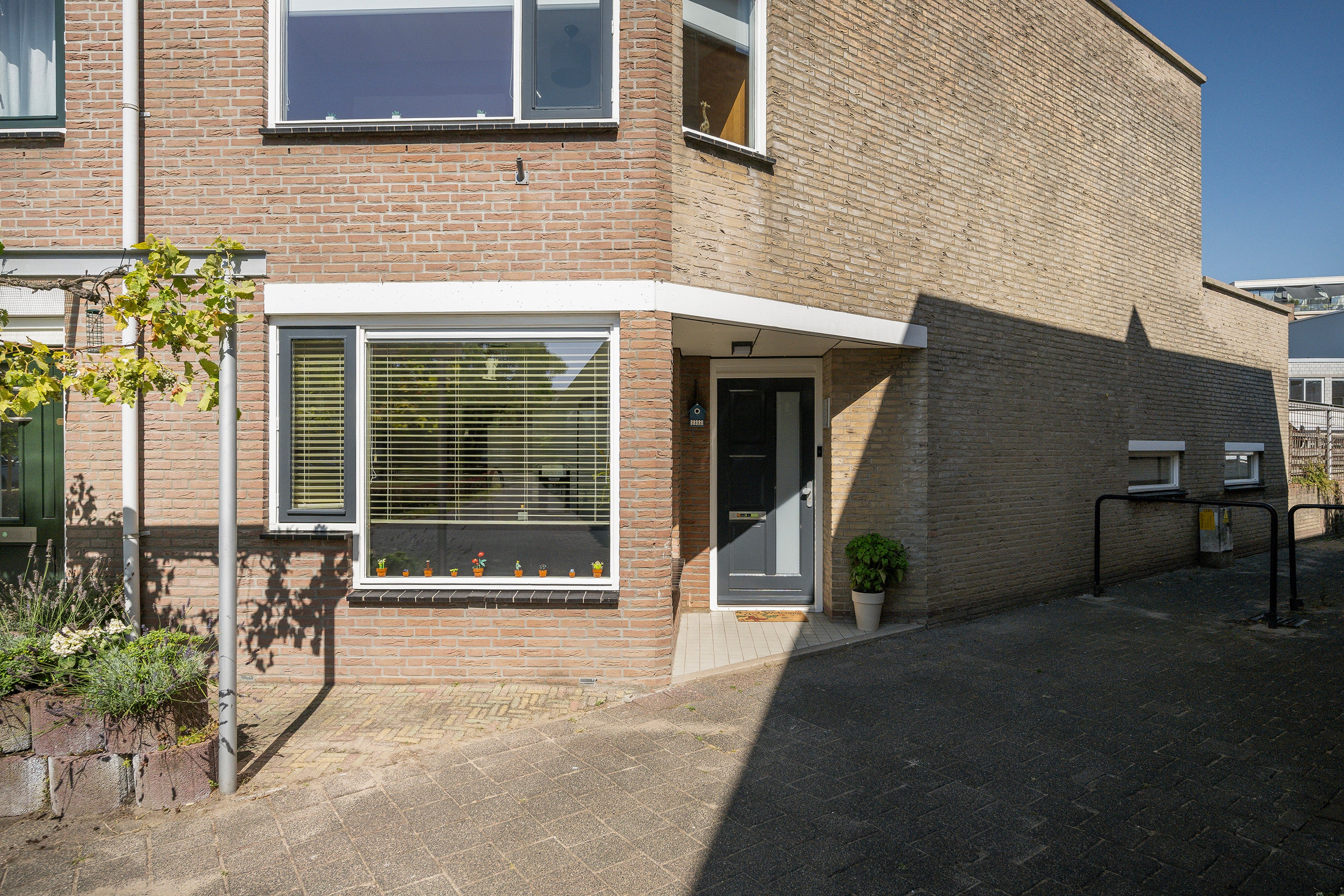 Hoekwoning te koop: Franciscahof 7, Vlaardingen