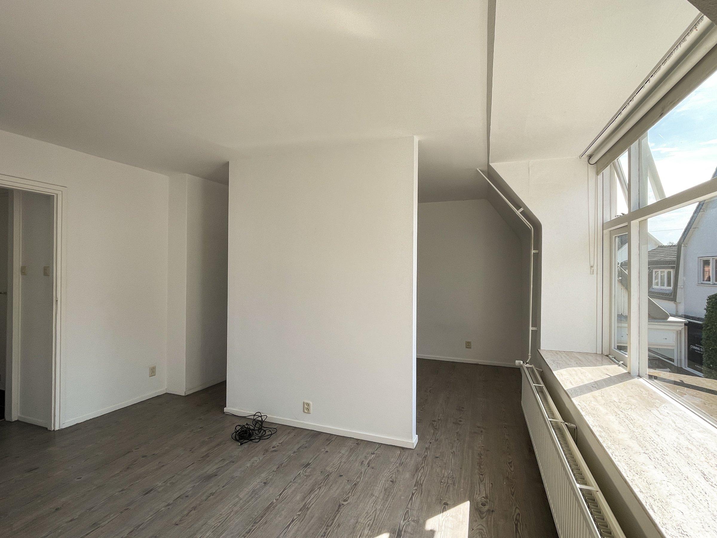 Woning te huur: Nieuweweg, Laren