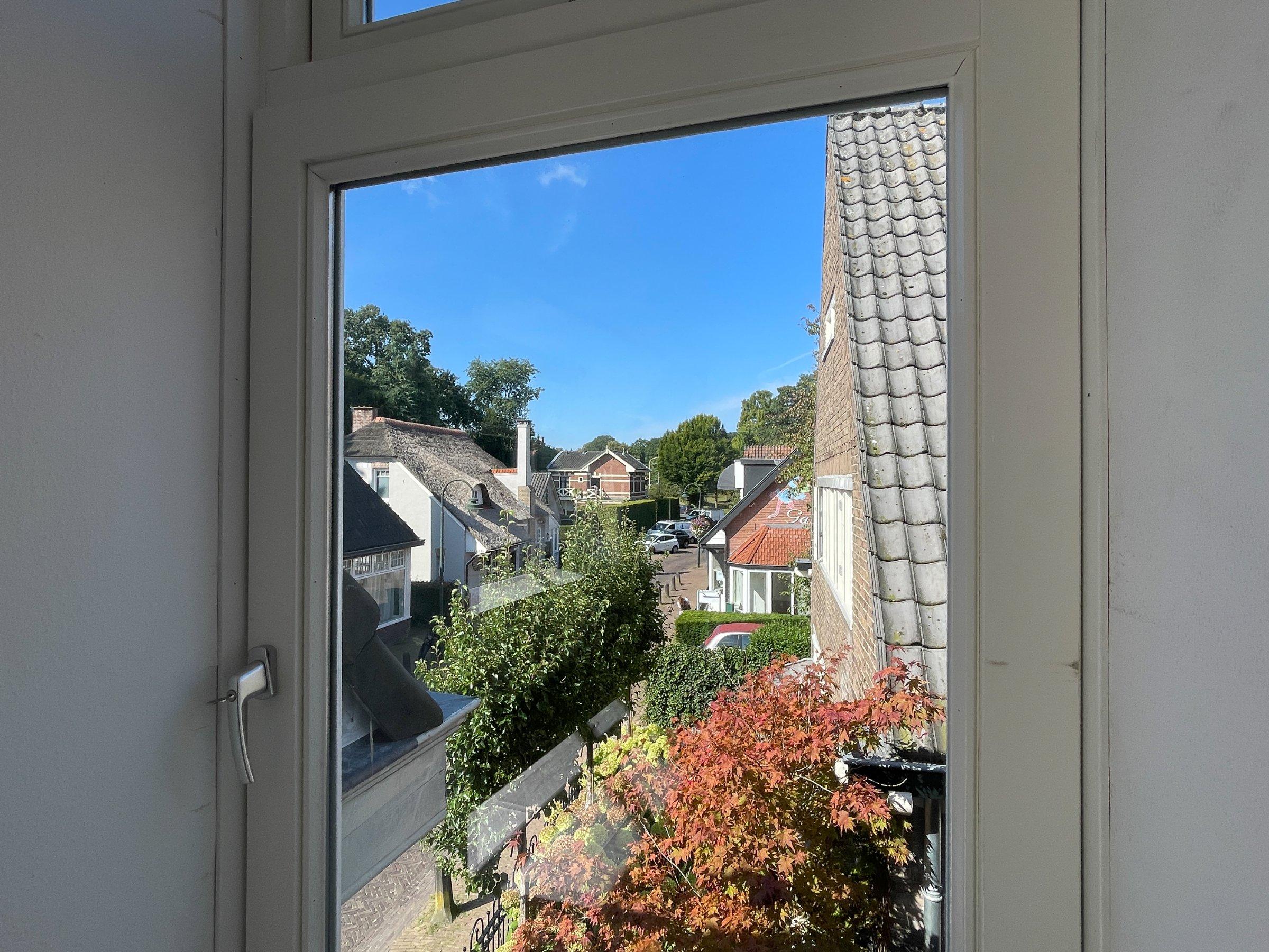Woning te huur: Nieuweweg, Laren