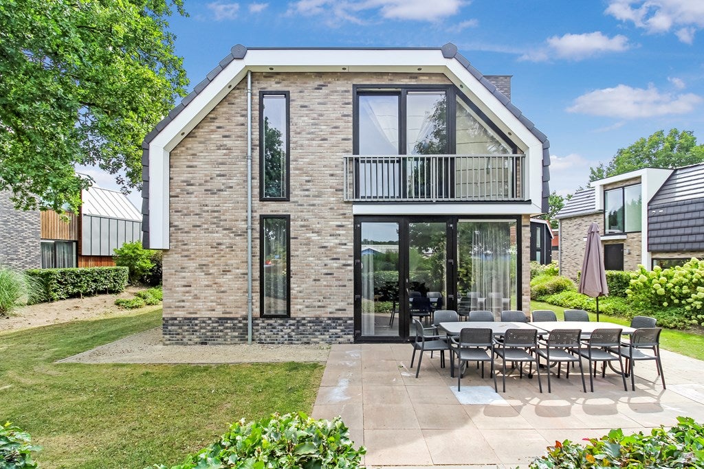 Vrijstaande woning te koop: Spijkweg 15-128, Biddinghuizen