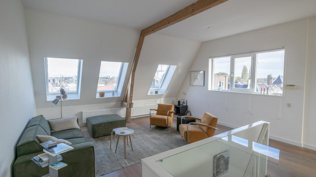 Flat Rijnstraat 11 C