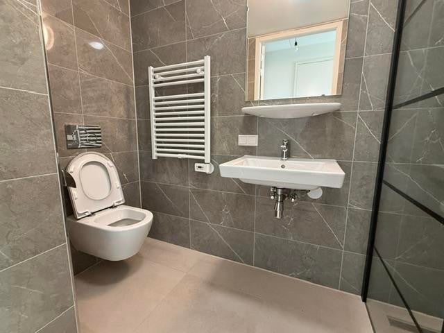 Appartement te huur: Bijlmerplein 858G-8, Amsterdam