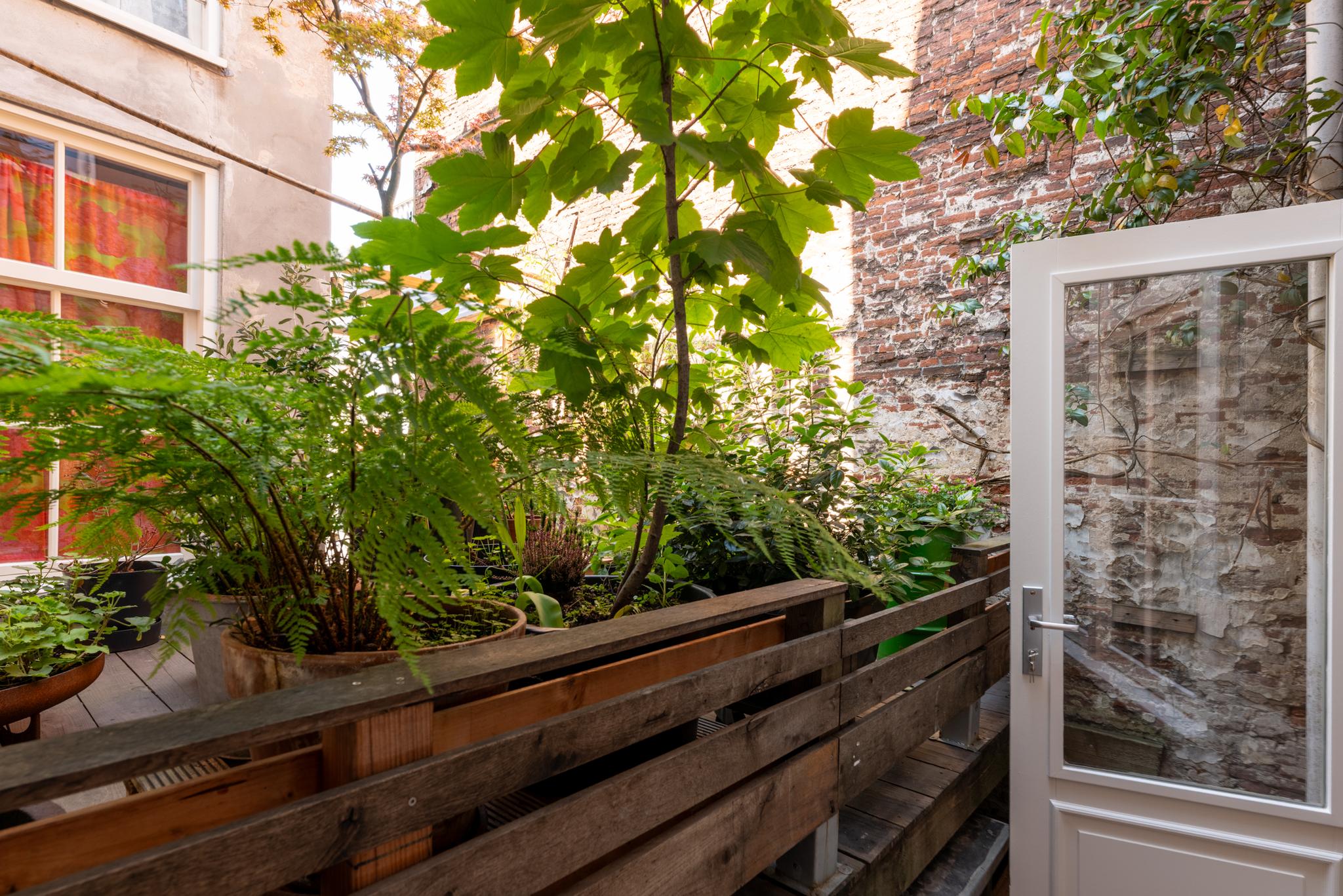 Te huur Appartement Nieuwendijk in Amsterdam