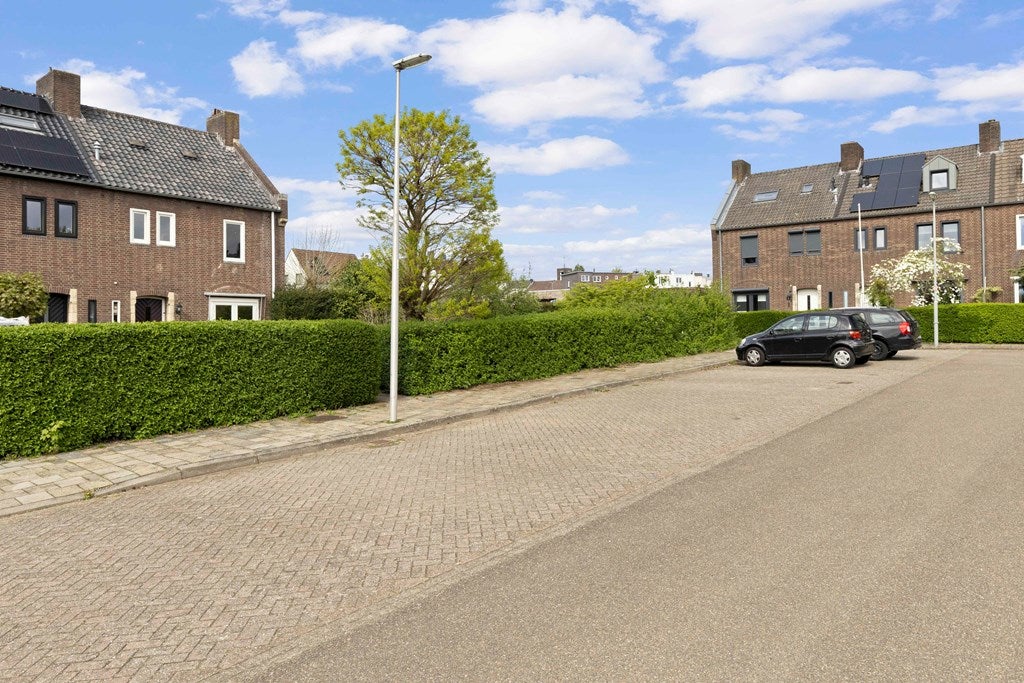 Twee-onder-één-kap te koop: Op de Acker 15, Hoensbroek